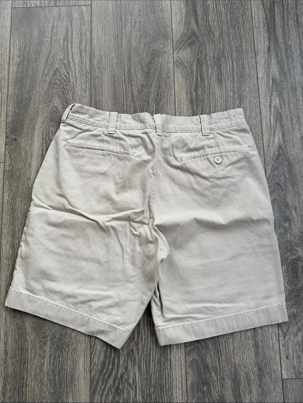 J. Crew - Flat Front 100% Cotton Shorts in Stone/Cream - Size 32